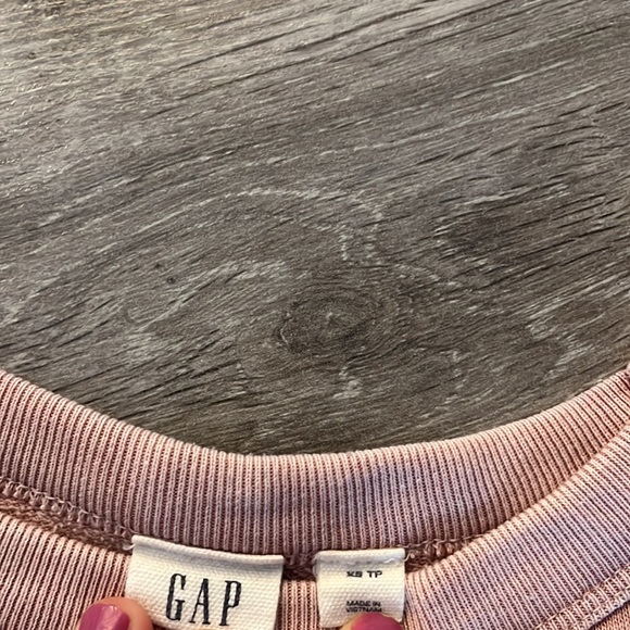 Gap Crewneck - Picture 3 of 7